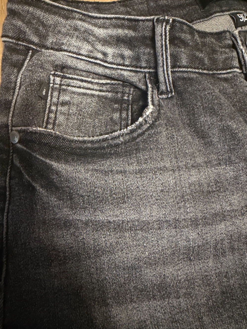 Judy Blue Wide Leg Crop Jeans Size 9/29 Black Wash Raw Hem Boutique Denim - Picture 5 of 7
